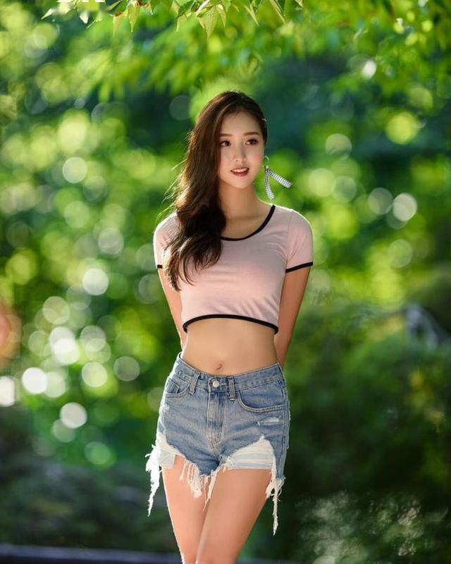 我们花房影像完整无删减